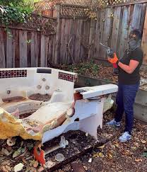 Best Residential Junk Removal  in Pleasanton, TX